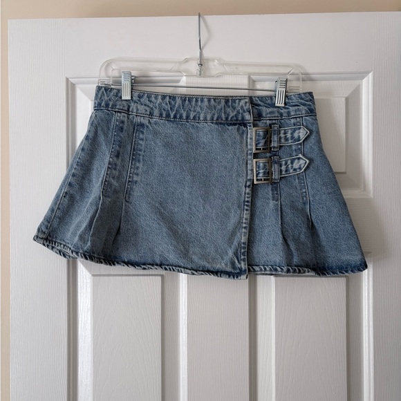 Stradivarius Blue Denim Skirt - Picture 1 of 5